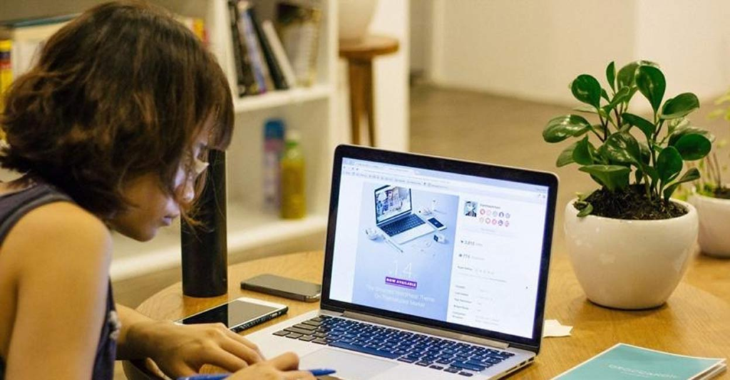 GEN Z ONLINE LIFESTYLE