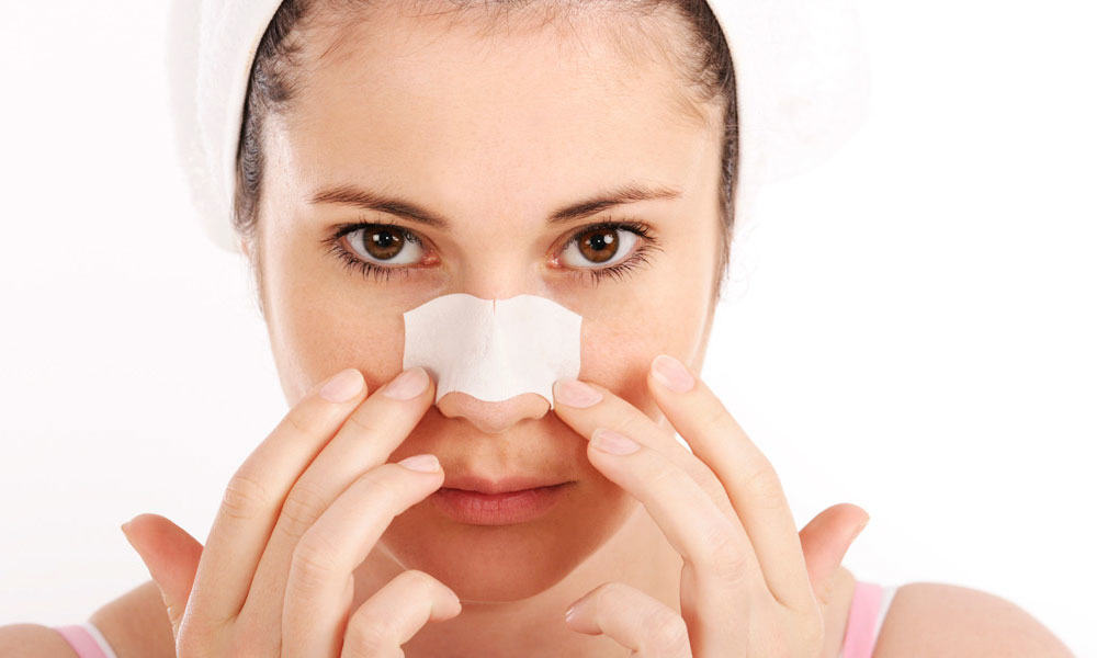 Removing Nose Blackheads Guide: Causes, Remedies, and Prevention