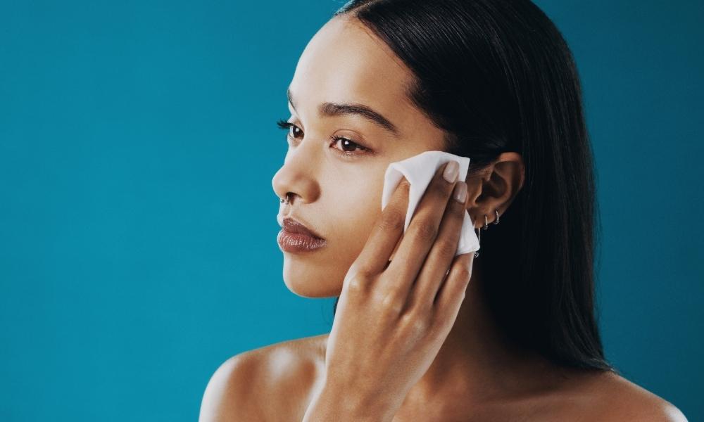 Wiping Away the Myths: The Hidden Perks of Eco-Friendly Face Wipes